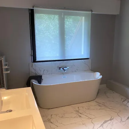 Palmiers Avec Salle De Bains Et Mini Kitchenette *