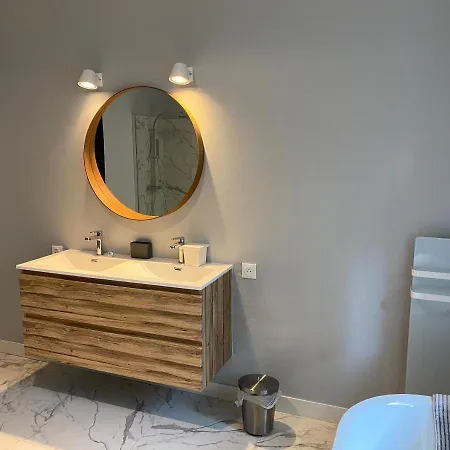 Palmiers Avec Salle De Bains Et Mini Kitchenette Le Touquet